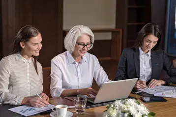 4 HR Strategies for Optimizing a Multigenerational Workforce in the Hospitality Industry