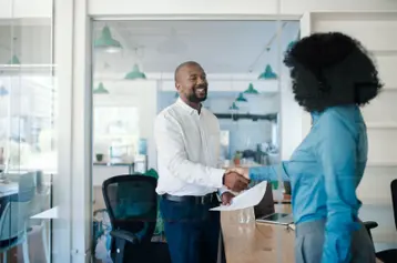 6 Tips to Improve Onboarding and Retain Employees